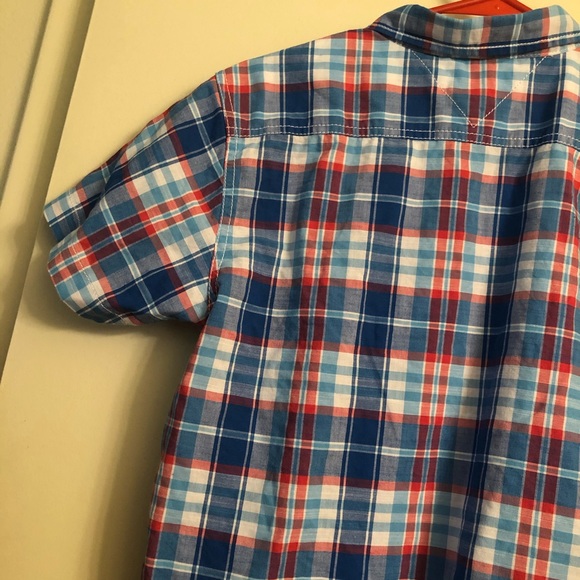 Boys Tommy Hilfiger Short Sleeves Button Down - Picture 8 of 8